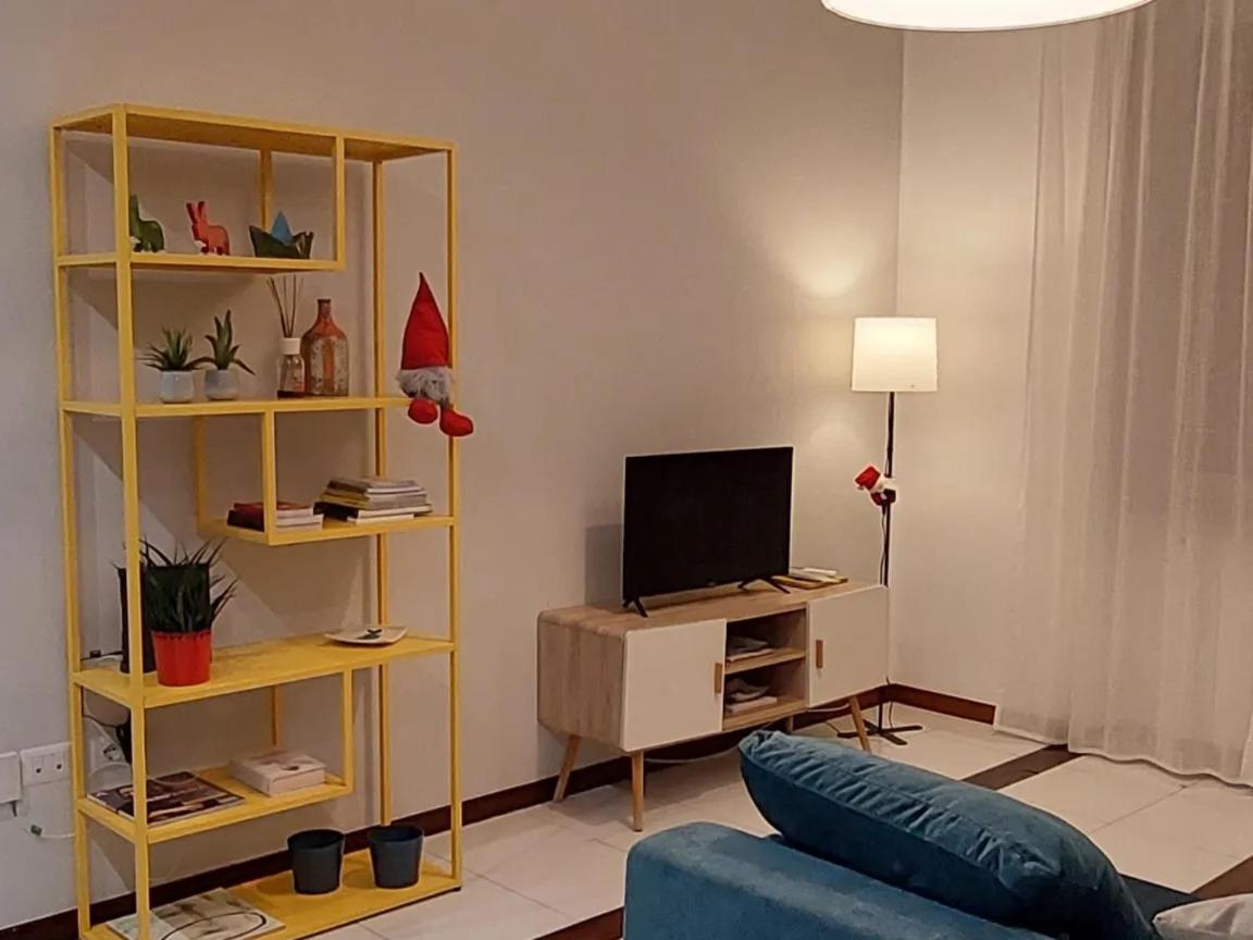 Appartement Giulia Town House Tra Citta E Mare à Salernes Extérieur photo